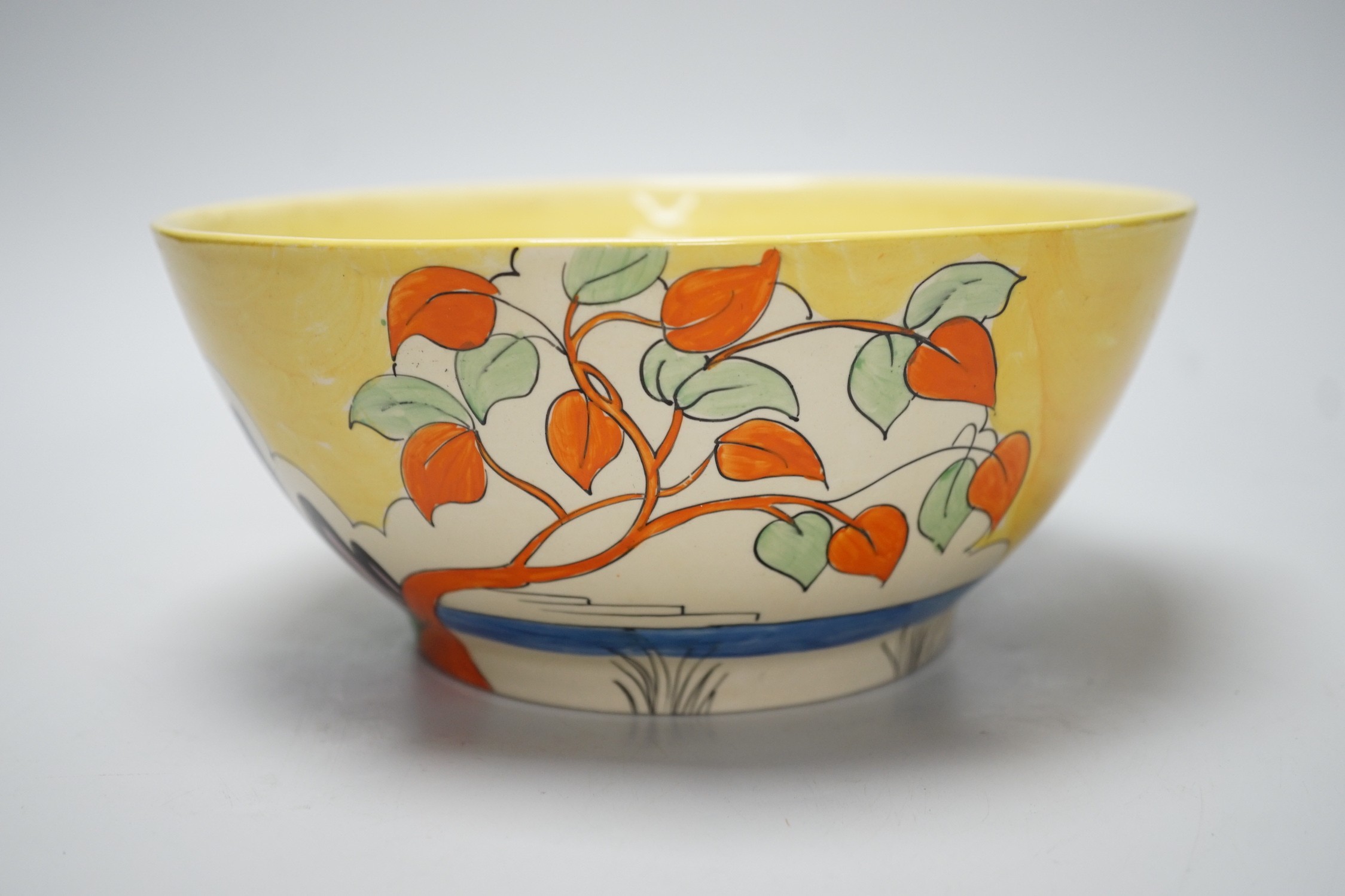 A Clarice Cliff Bizarre bowl, 22cm